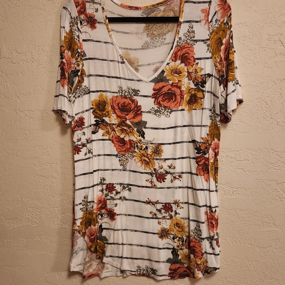 Maurices Floral Striped V-Neck Tee